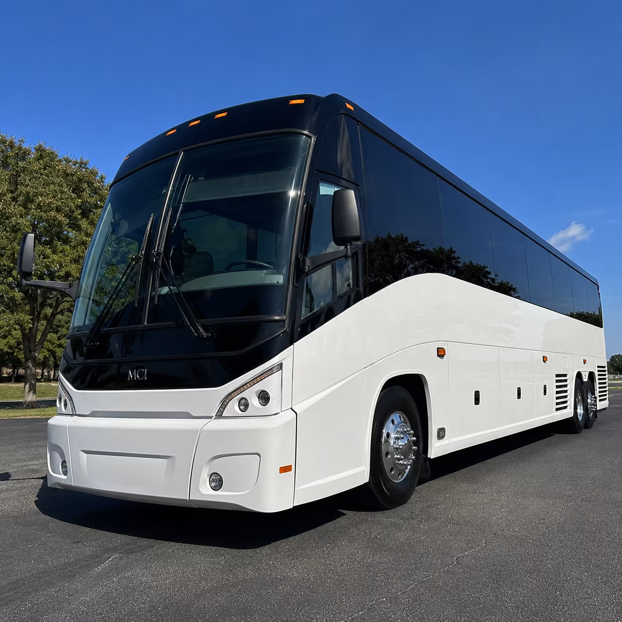 airport transfer buses for corporate groups flying into law and okc