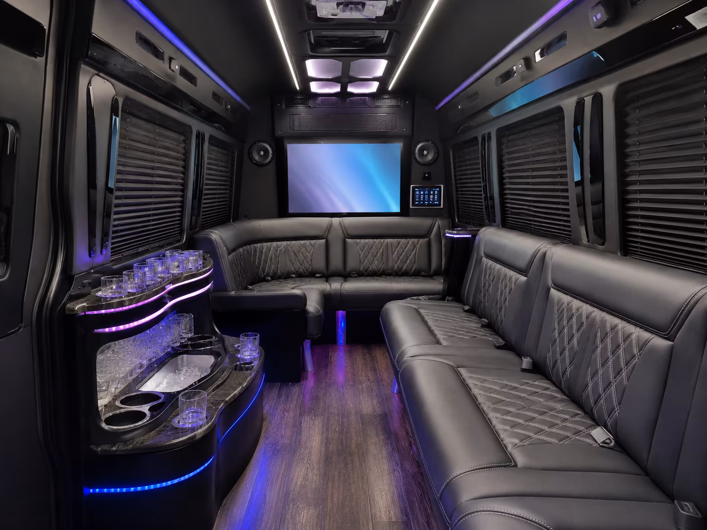 group airport shuttles for fort sill bct graduations and family travel